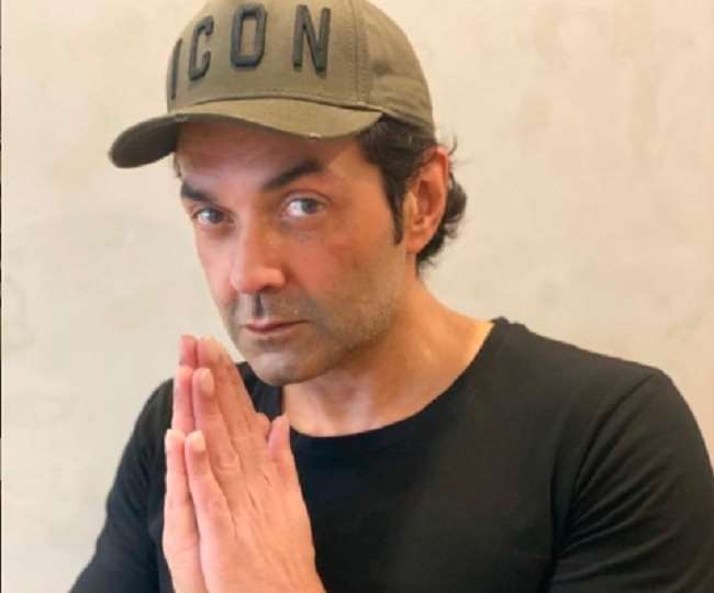 Bobby Deol काम न मिलने की वजह से हर समय बैठे रहते थे घर पर, बच्चे भी सोचने लगे थे ऐसा, एक्टर का हो गया था ये हाल