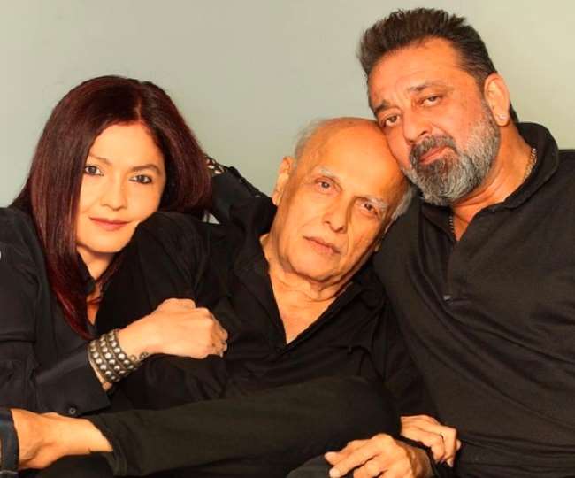 Pooja Bhatt का खुलासा संजय दत्त को पहली बार KISS करने पर एक्ट्रेस के पिता ने दी थी ये सलाह, रखती हैं हमेशा याद